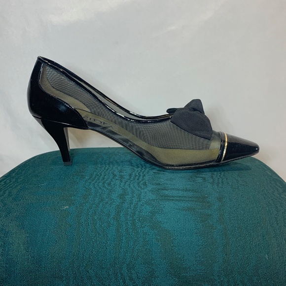 SALE! - Vintage Lidea Heels - Picture 2 of 4